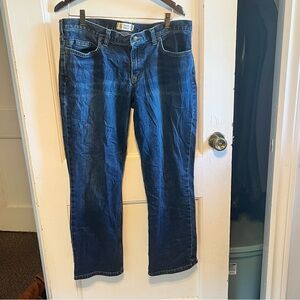 Carhartt women’s jeans size 14 short original straight fit